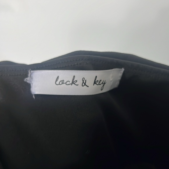 Lock & Key Mini Flouncy Ruffle Party Dress Size 6-8 - Picture 4 of 4